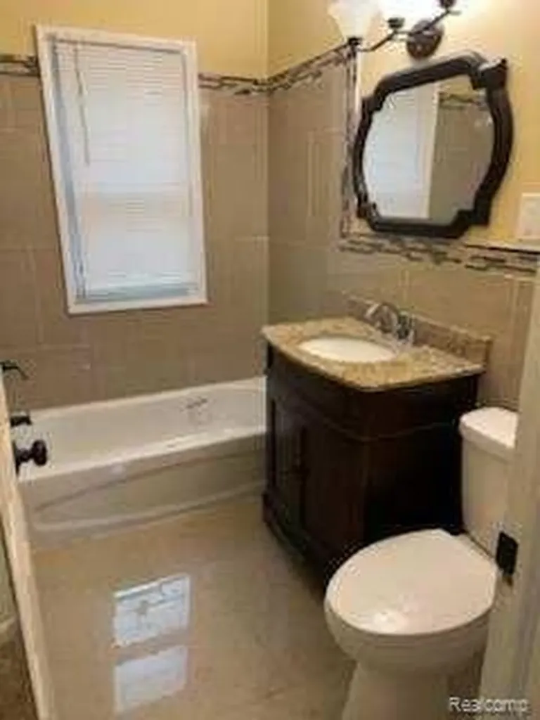 20088 Westphalia Street Detroit City MI 48205