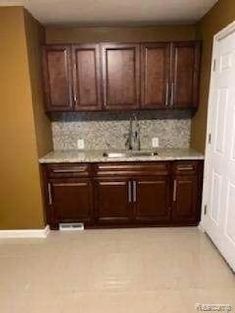20088 Westphalia Street Detroit City MI 48205