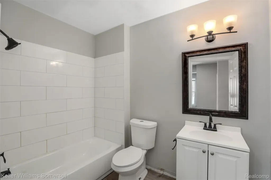 1119 Custer Street Detroit City MI 48211