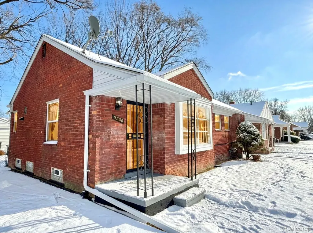 9550 Heyden Street Detroit City MI 48228