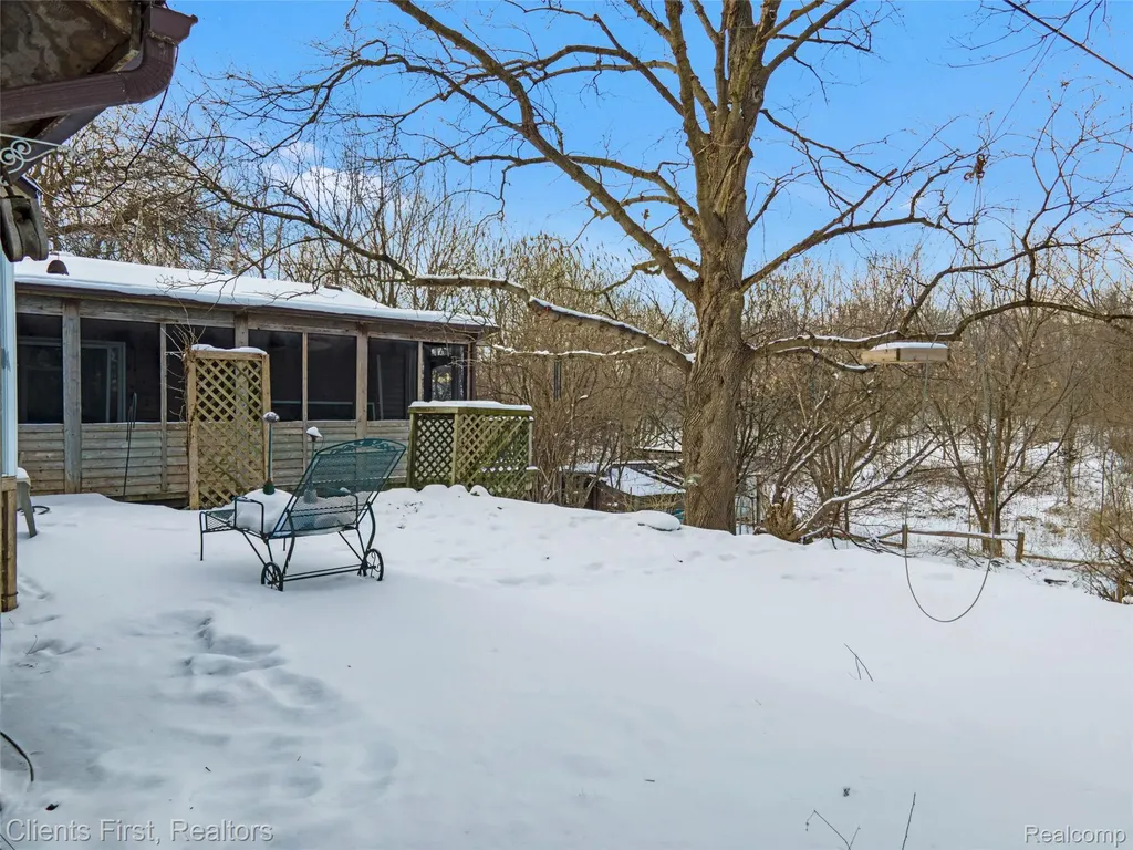 9985 Ford Road Superior Charter Township MI 48198