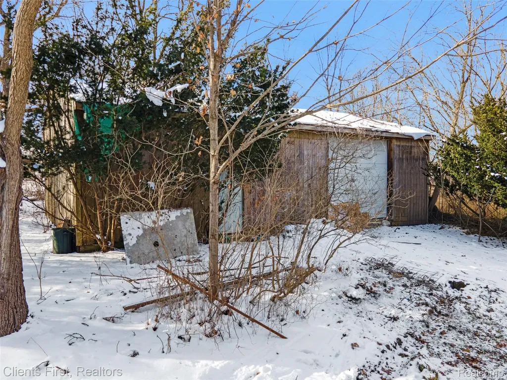9985 Ford Road Superior Charter Township MI 48198