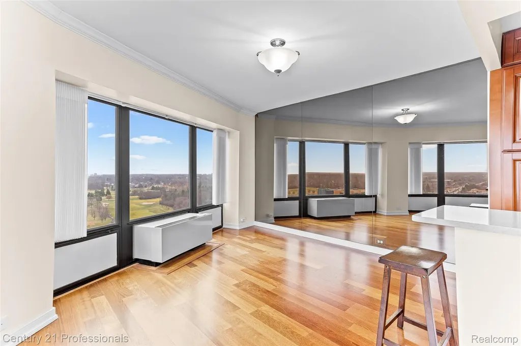 5000 Town Center Southfield City MI 48075