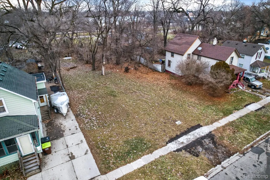 404 Almyra Avenue Monroe City MI 48161