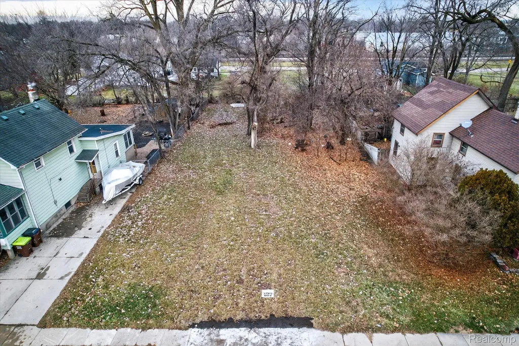 404 Almyra Avenue Monroe City MI 48161