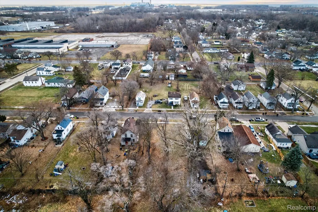 404 Almyra Avenue Monroe City MI 48161