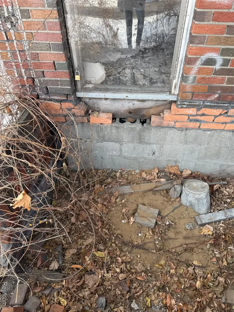 8611 Chalfonte Street Detroit City MI 48238