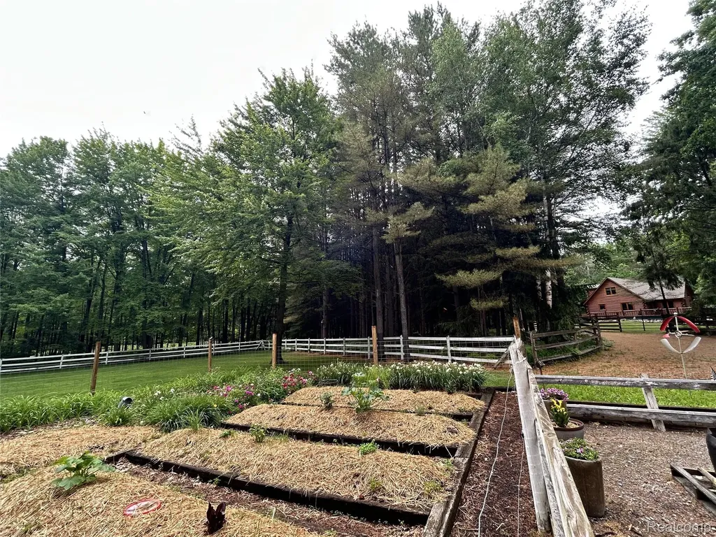 4636 N Hope Road Hope Township MI 48628