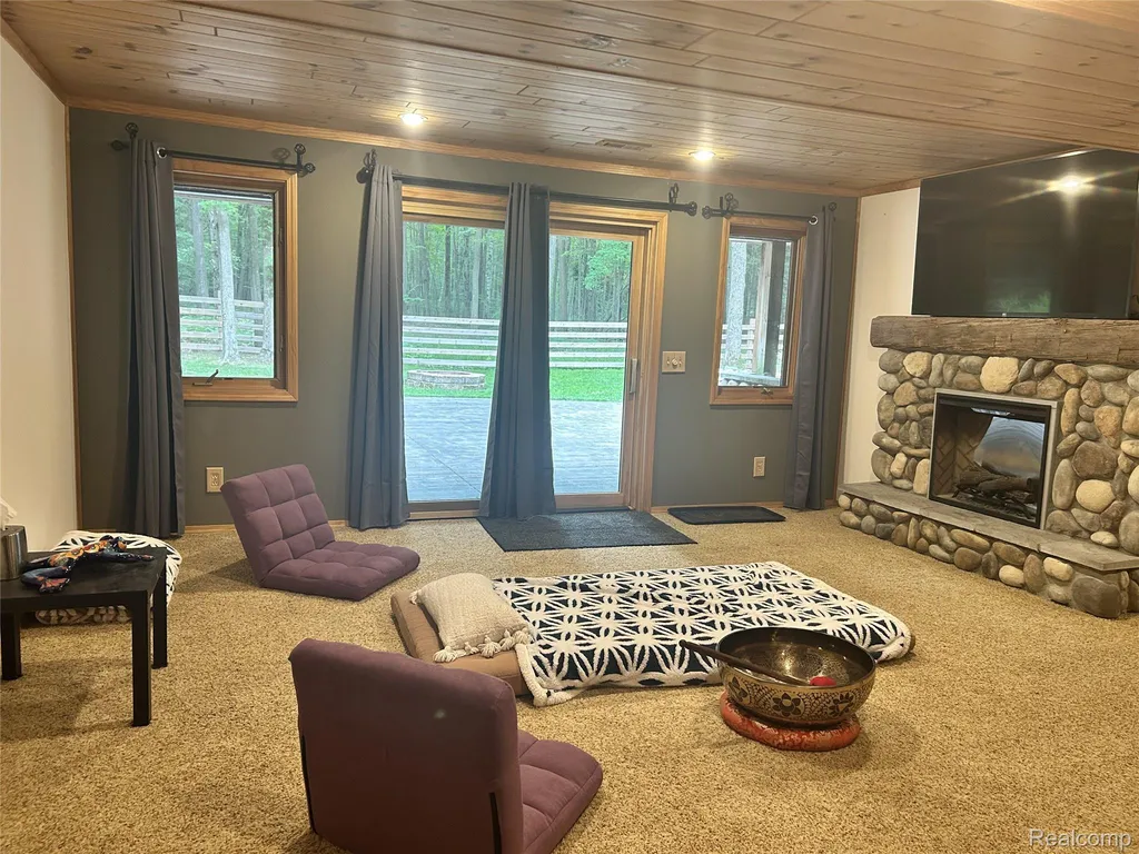 4636 N Hope Road Hope Township MI 48628