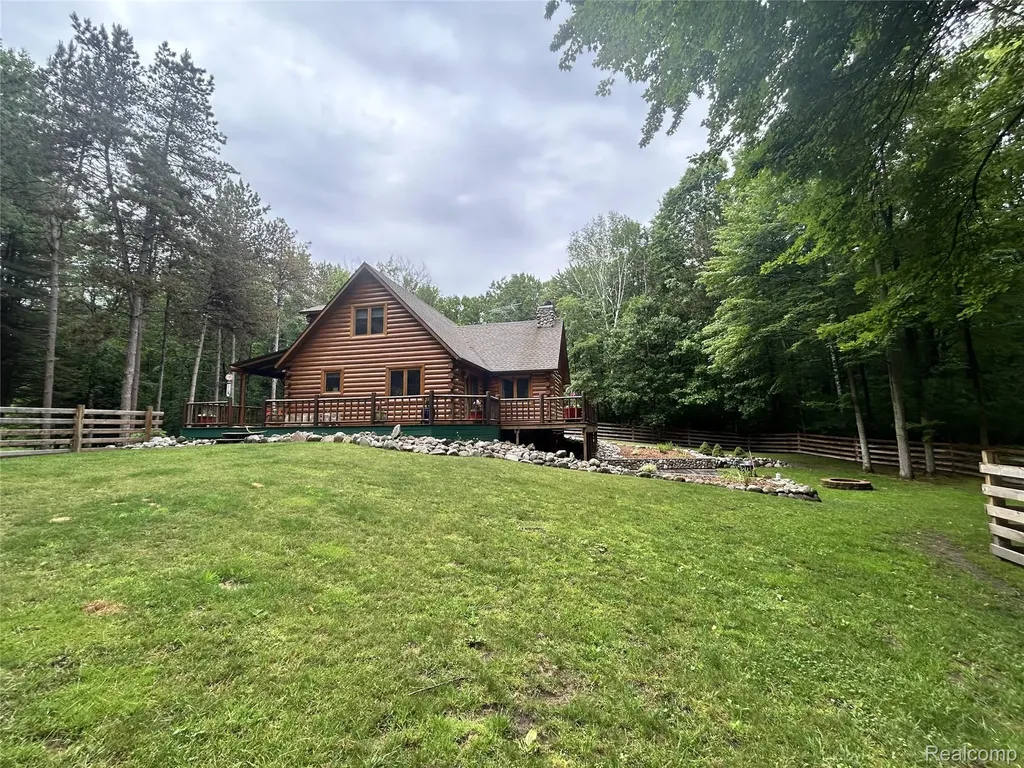 4636 N Hope Road Hope Township MI 48628
