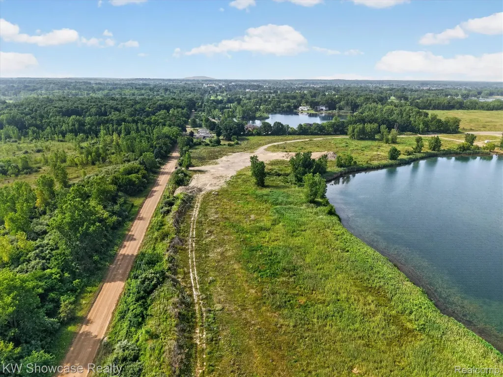 00 Johns Road Lyon Charter Township MI 48178
