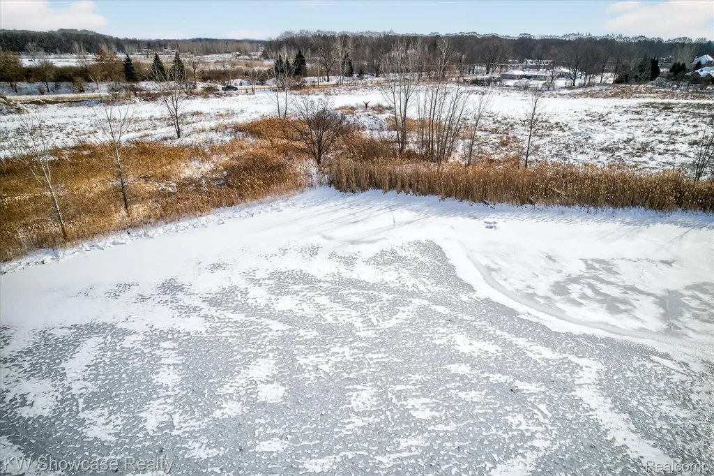 00 Johns Road Lyon Charter Township MI 48178