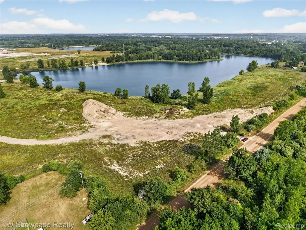 00 Johns Road Lyon Charter Township MI 48178