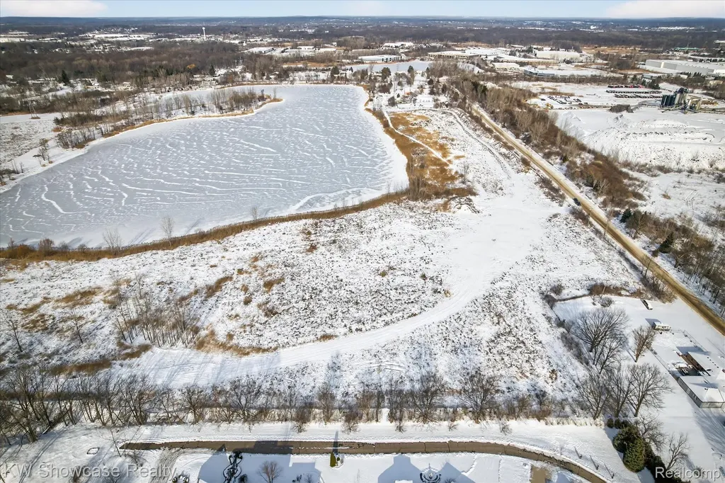 00 Johns Road Lyon Charter Township MI 48178