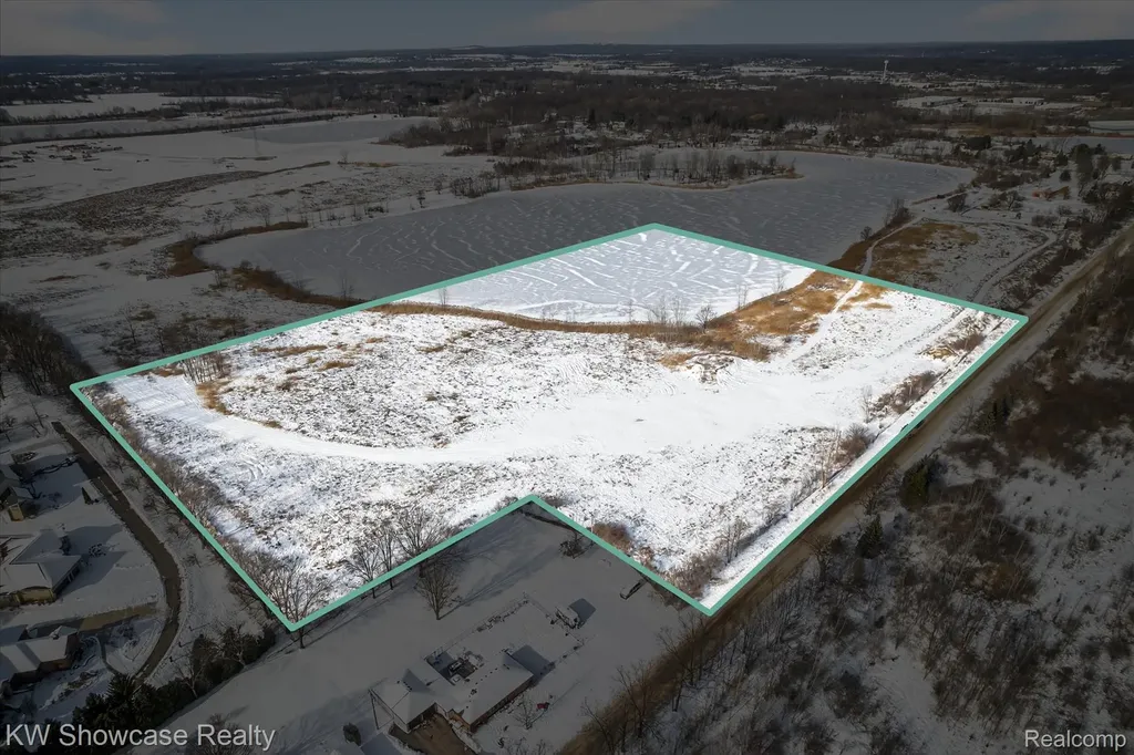 00 Johns Road Lyon Charter Township MI 48178