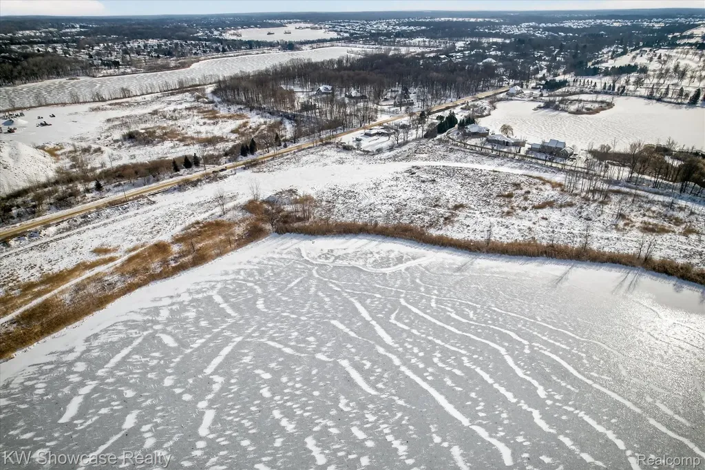 00 Johns Road Lyon Charter Township MI 48178