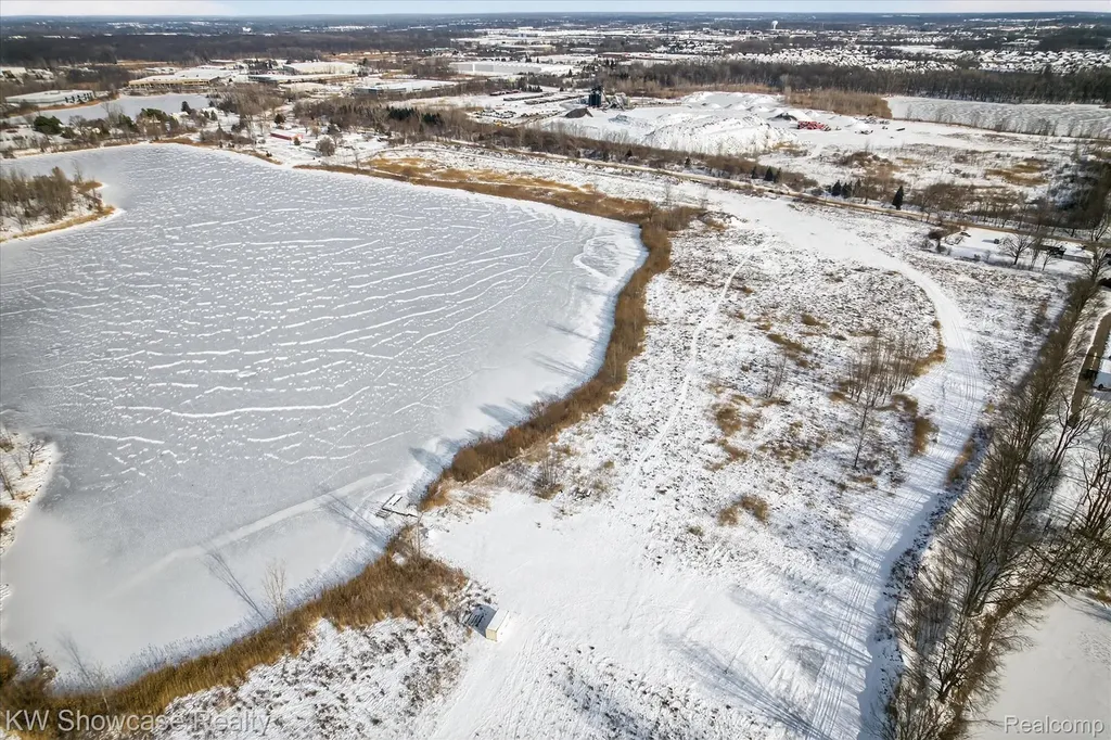 00 Johns Road Lyon Charter Township MI 48178