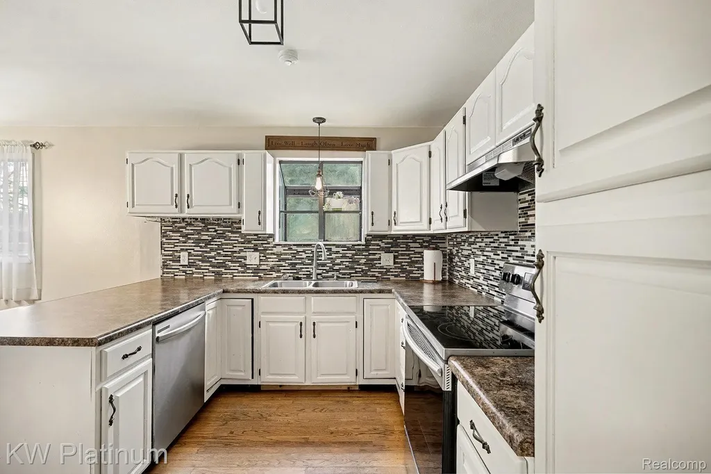 185 Michelson Road Rochester Hills City MI 48307