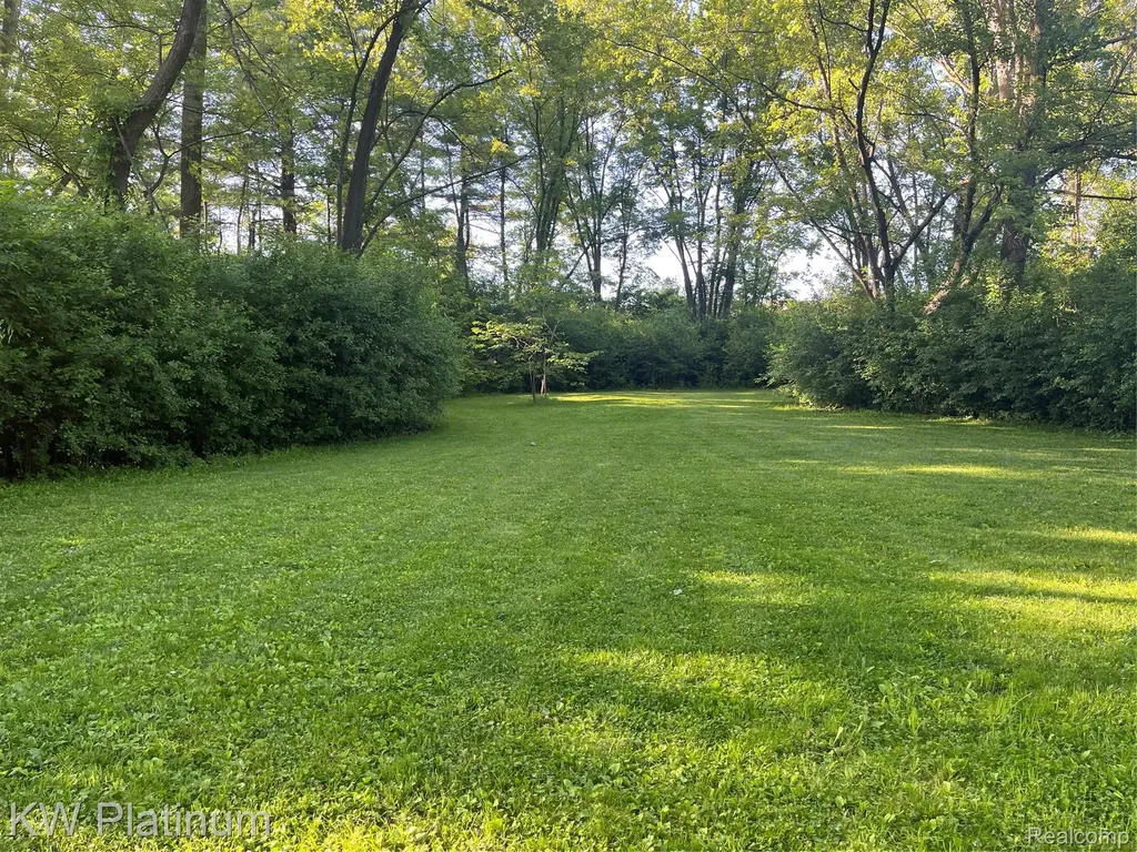 185 Michelson Road Rochester Hills City MI 48307