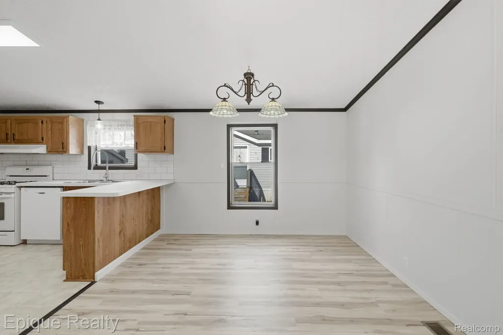 271 Lovell Court Flushing City MI 48433