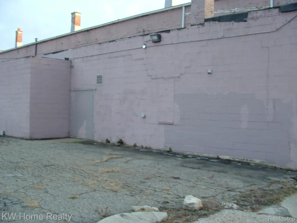 20650 Fenkell Avenue Detroit City MI 48223