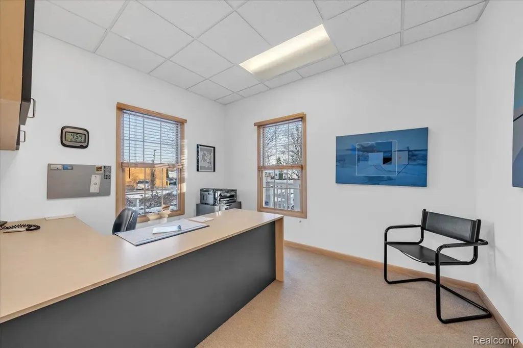907 W 14 Mile Road Clawson City MI 48017