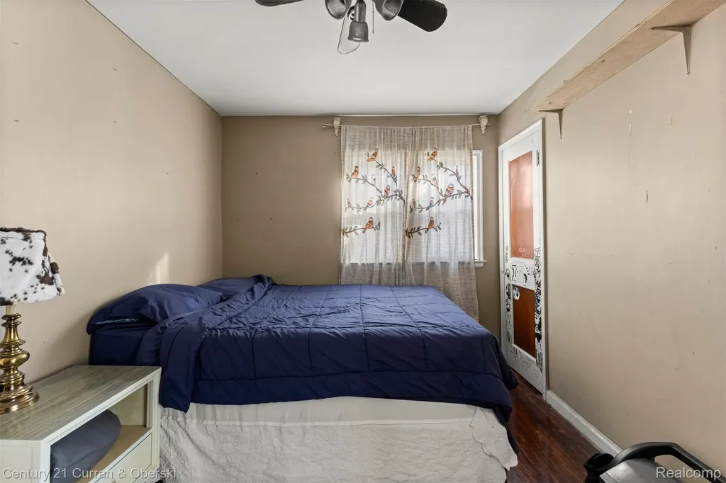 18022 Harman Street Melvindale City MI 48122