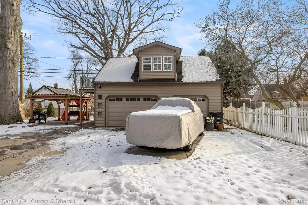 18022 Harman Street Melvindale City MI 48122