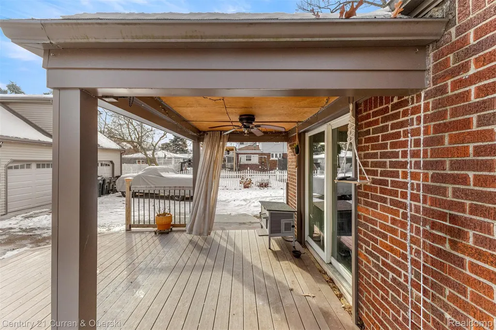 18022 Harman Street Melvindale City MI 48122