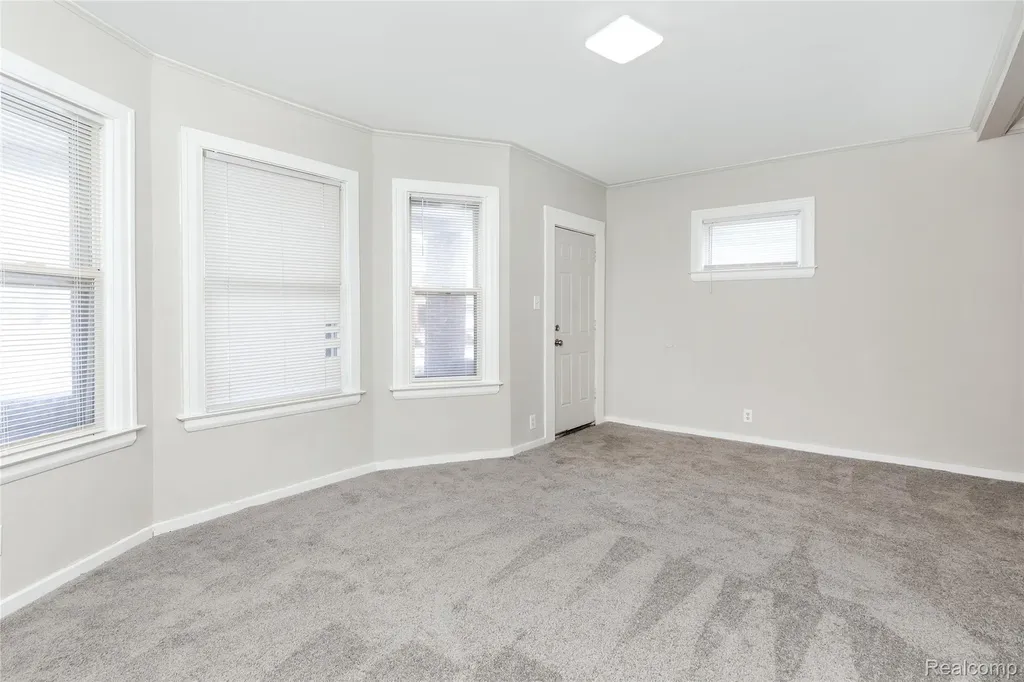 643 Navahoe Street Detroit City MI 48215