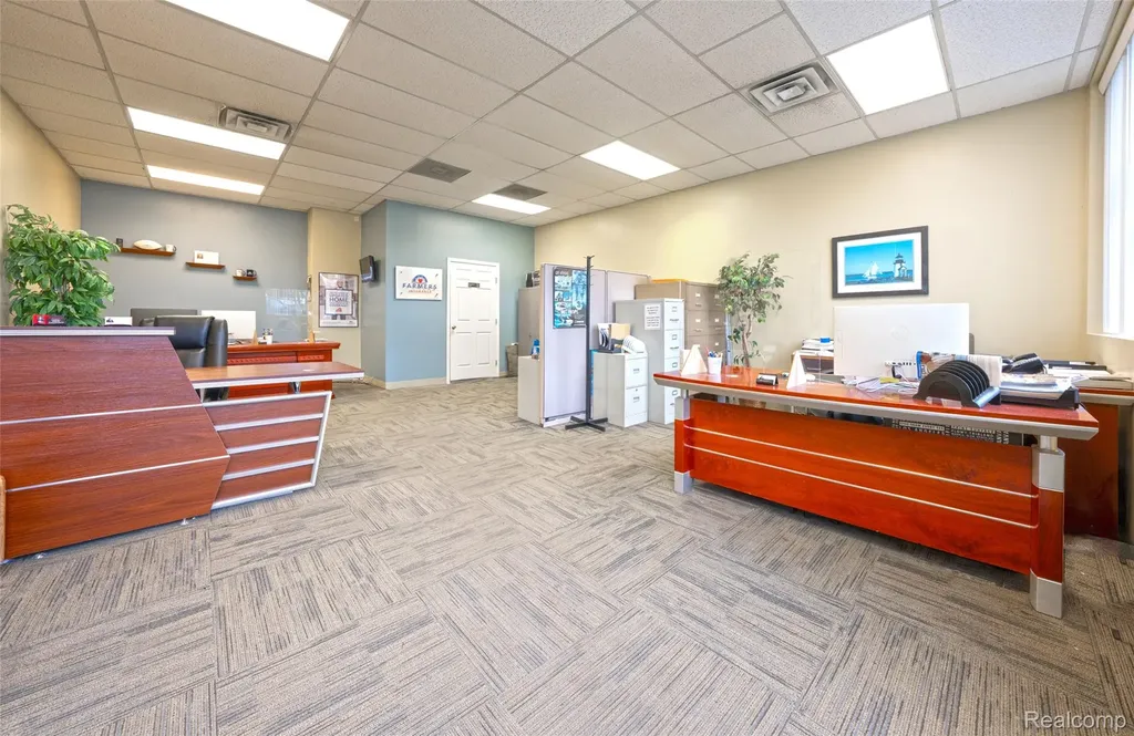1989 N Opdyke Road Auburn Hills City MI 48326