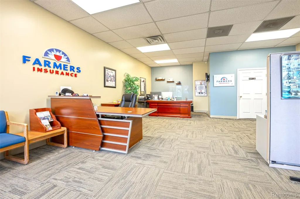 1989 N Opdyke Road Auburn Hills City MI 48326