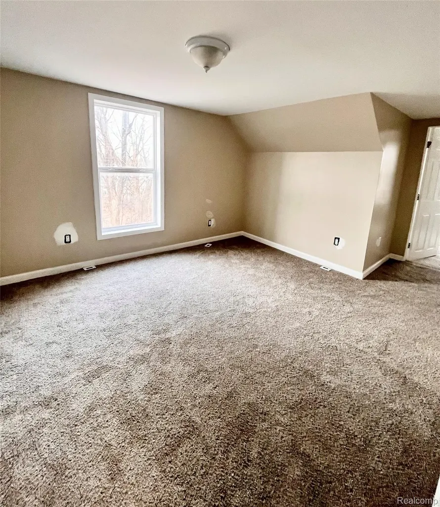 2410 Corunna Road Flint City MI 48503