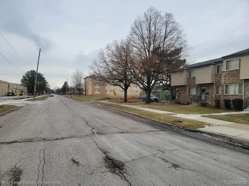 1950 Blaine Street Detroit City MI 48206
