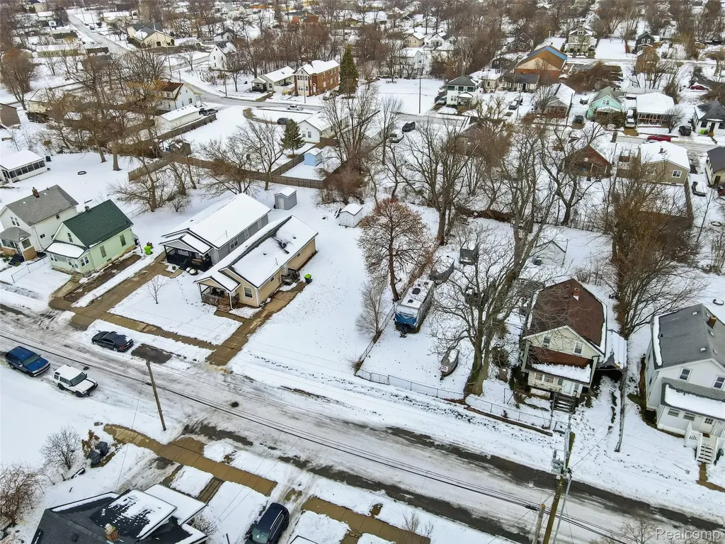 299 Central Avenue Pontiac City MI 48341