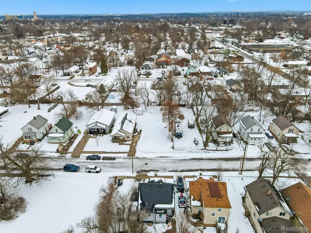 299 Central Avenue Pontiac City MI 48341
