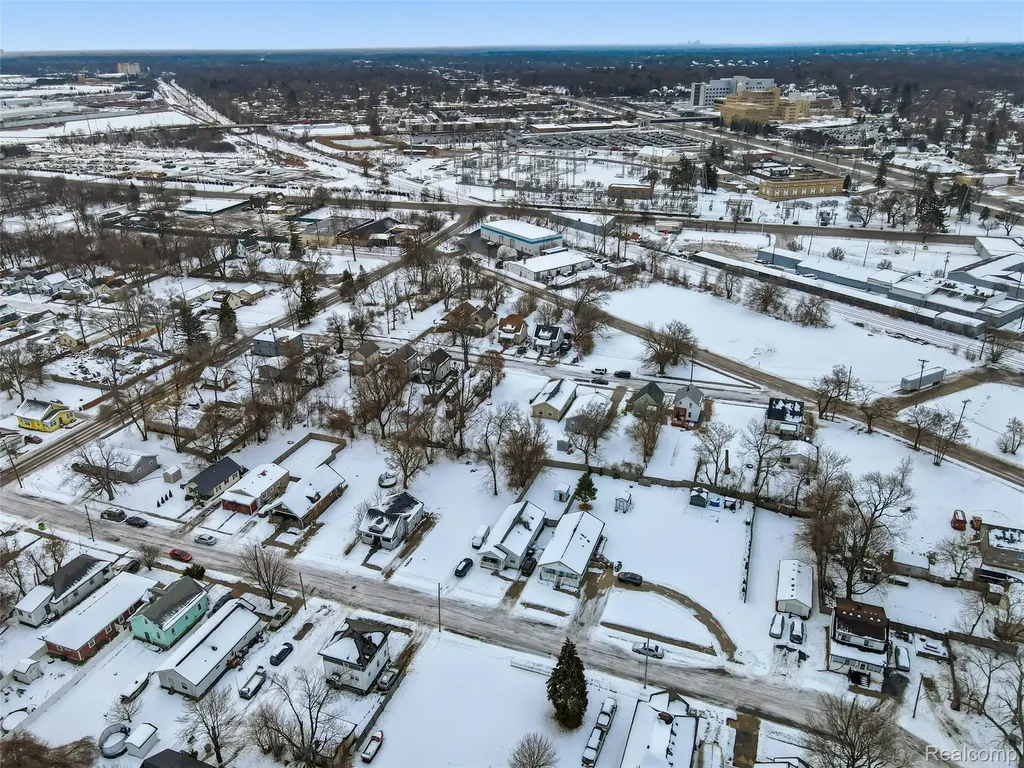 299 Central Avenue Pontiac City MI 48341