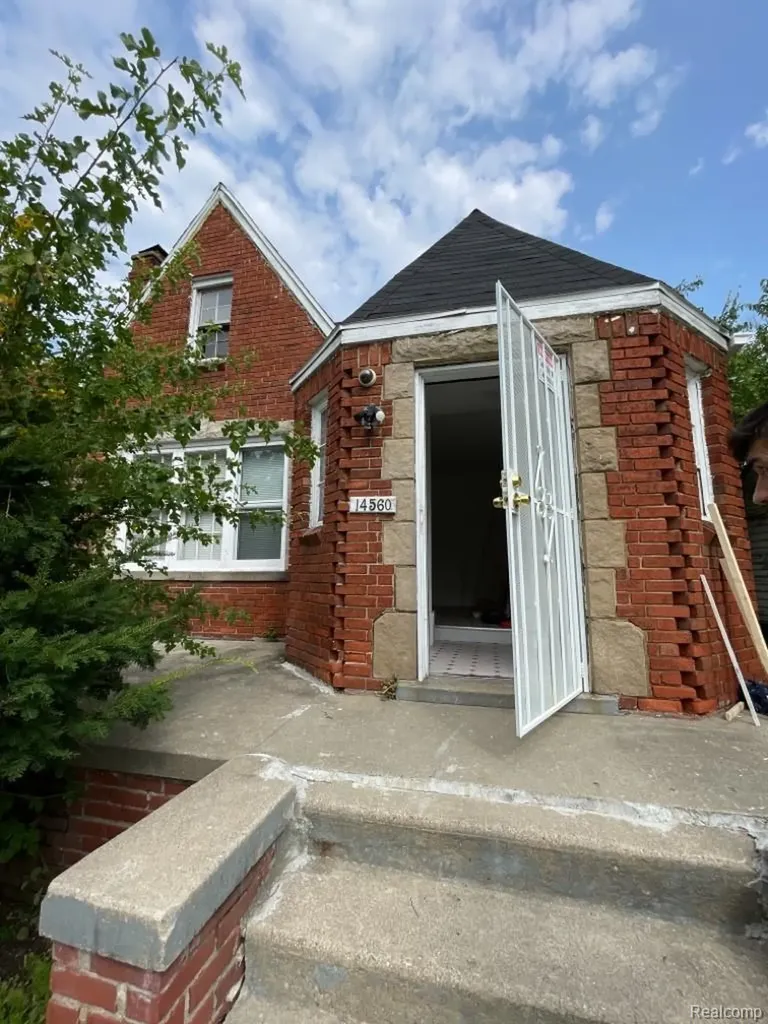 14560 Santa Rosa Drive Detroit City MI 48238