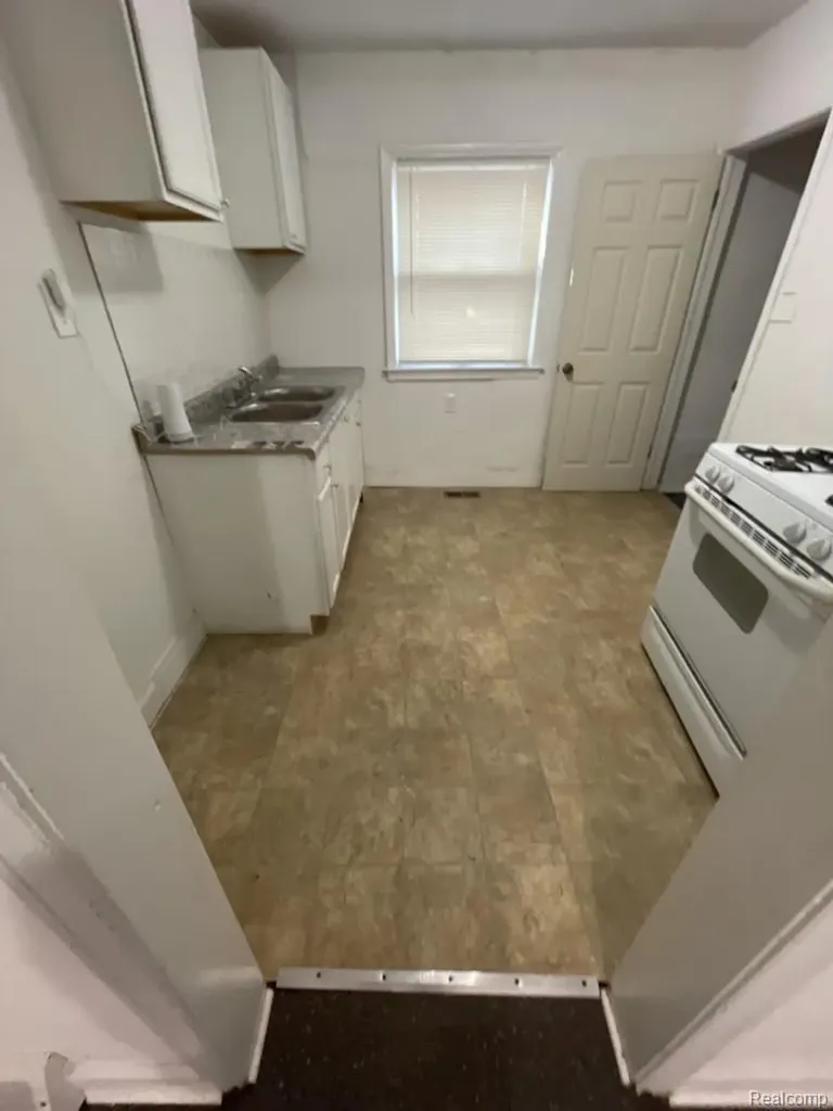 14560 Santa Rosa Drive Detroit City MI 48238