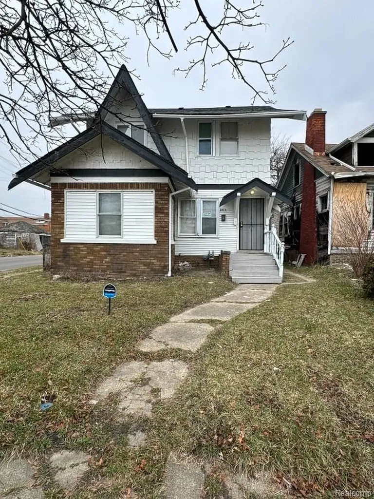 2376 Leslie Street Detroit City MI 48238