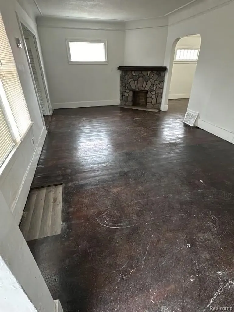 2376 Leslie Street Detroit City MI 48238