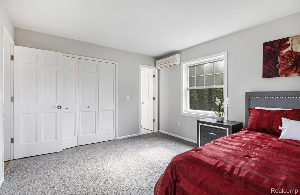 13428 Sequoia Lane Green Oak Township MI 48178