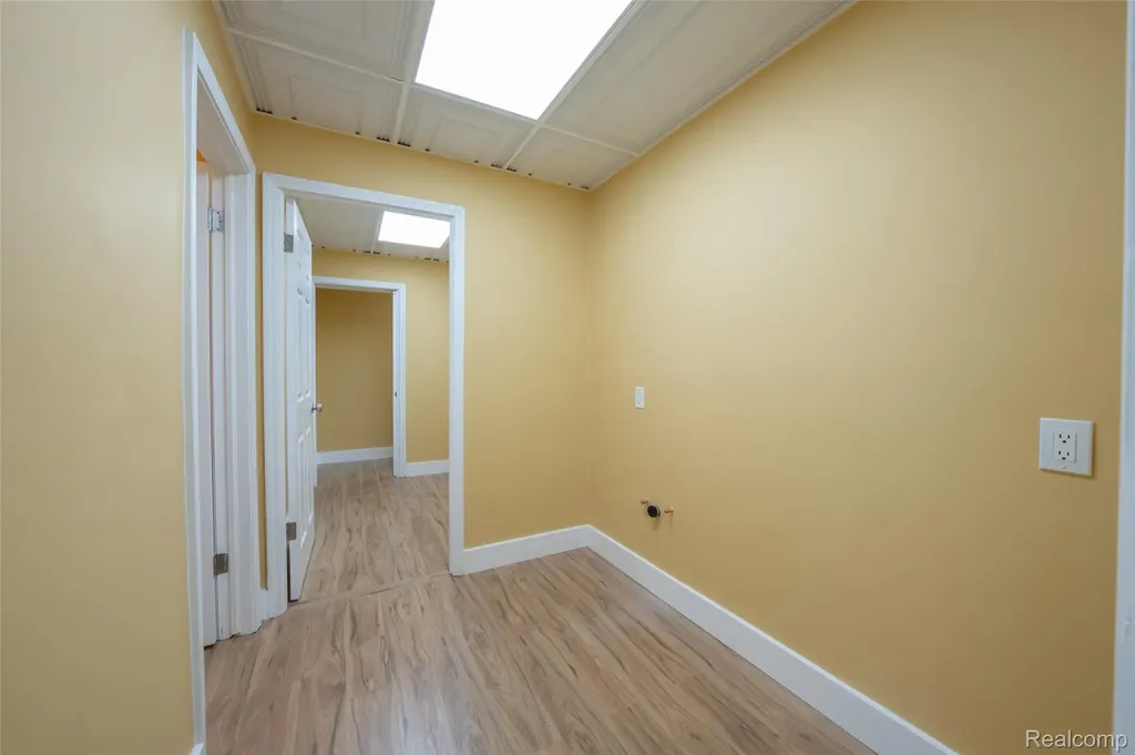 1095 W Huron Street Waterford Charter Township MI 48328
