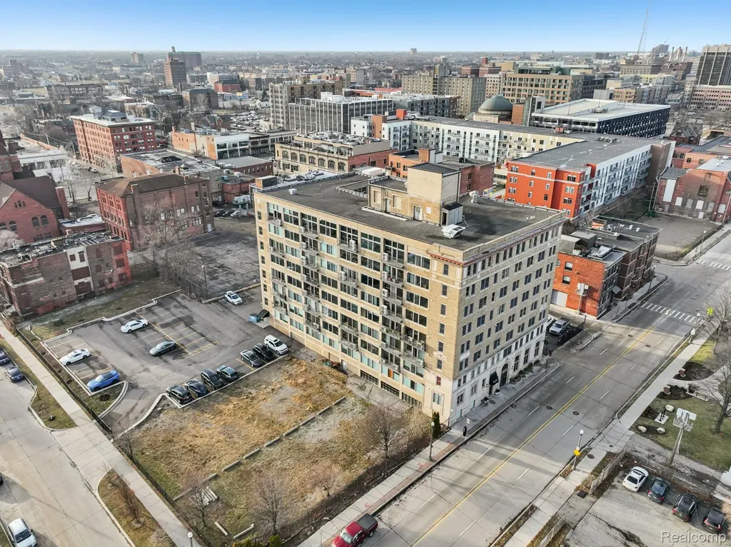 2915 John R Street Detroit City MI 48201