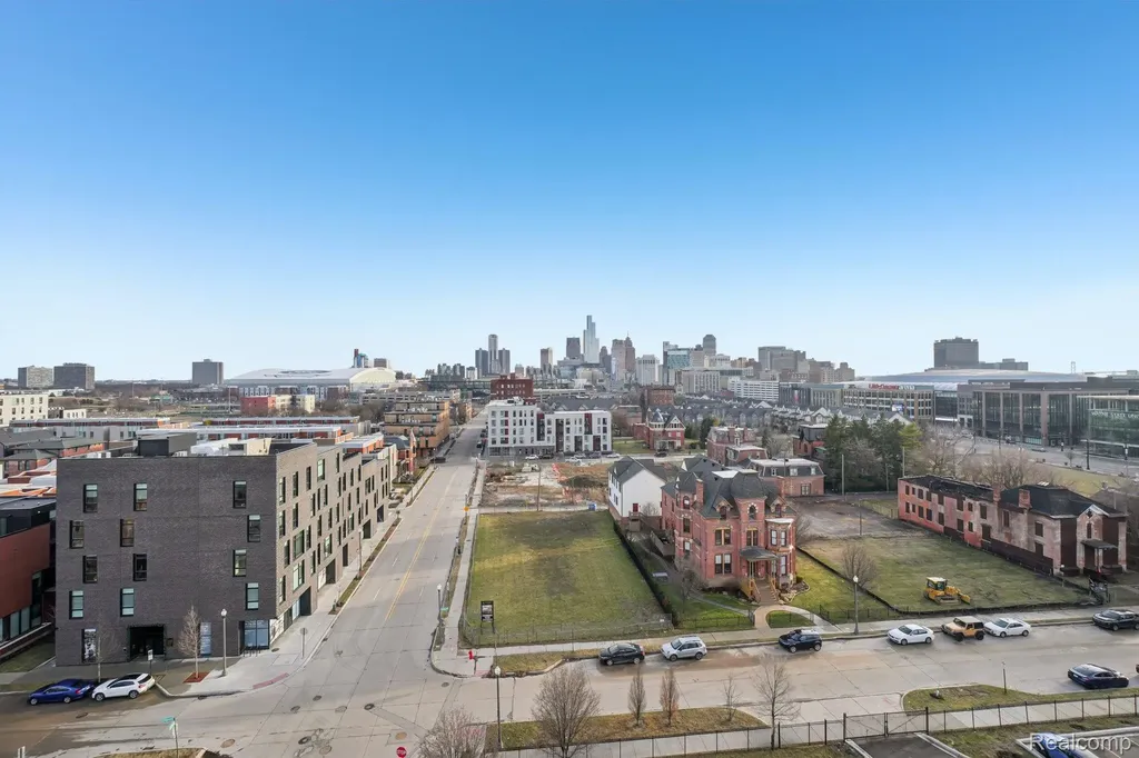2915 John R Street Detroit City MI 48201