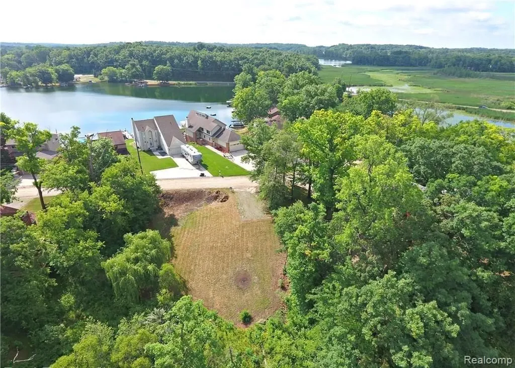 0 Oak Knoll Brighton Township MI 48116