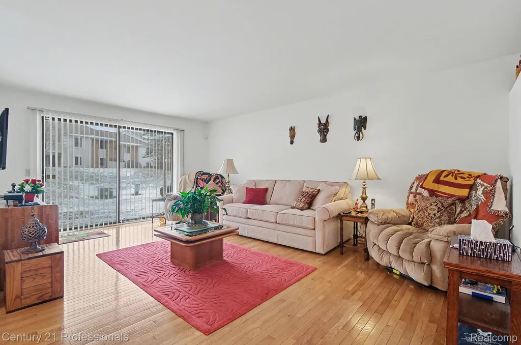 6680 Ridgefield Circle West Bloomfield Charter Township MI 48322