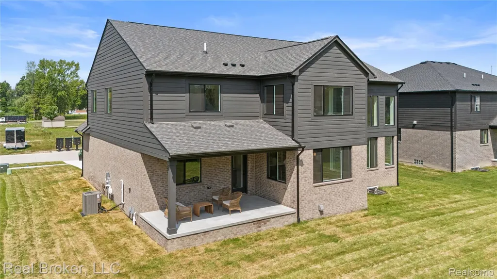 35704 Addison Drive New Baltimore City MI 48047