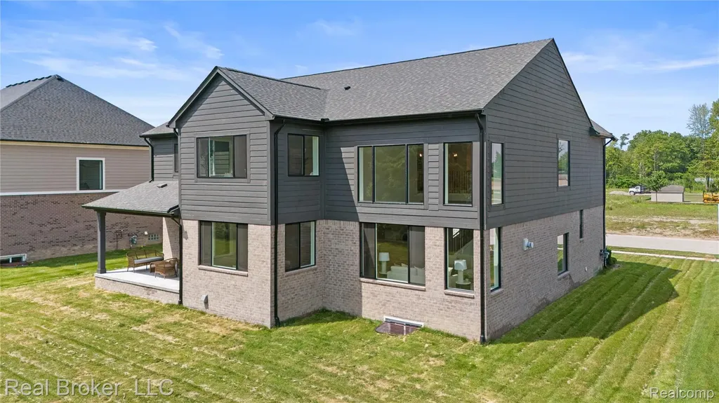 35704 Addison Drive New Baltimore City MI 48047