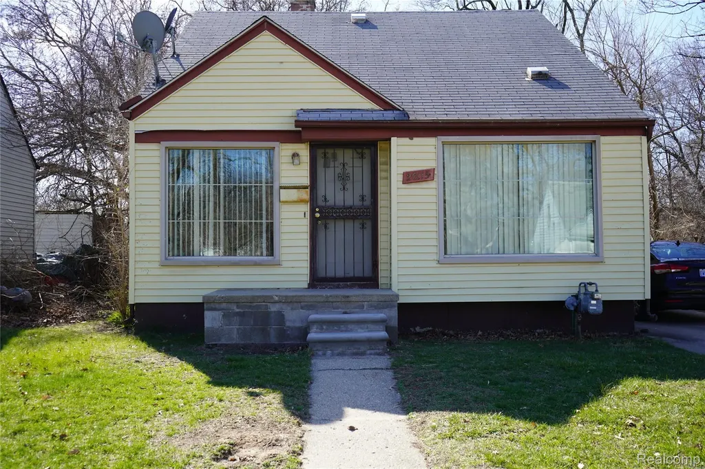 20115 Santa Barbara Drive Detroit City MI 48221